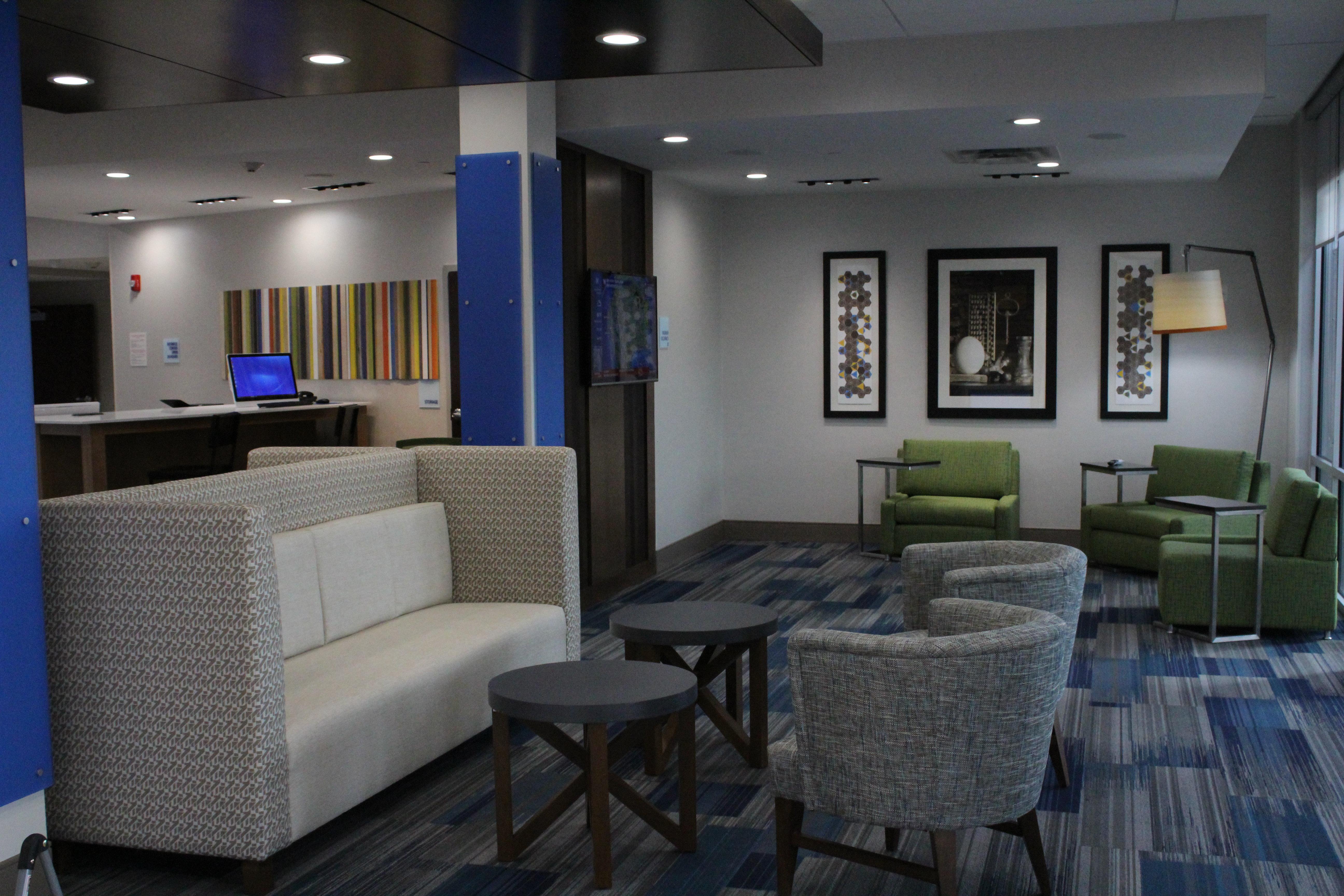 Holiday Inn Express & Suites - Milledgeville, An Ihg Hotel Esterno foto